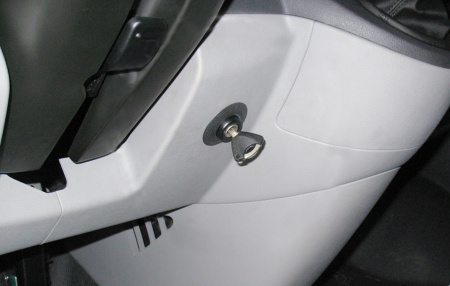 Гарант Консул 41013.F - VOLKSWAGEN TRANSPORTER 2009 - 2015