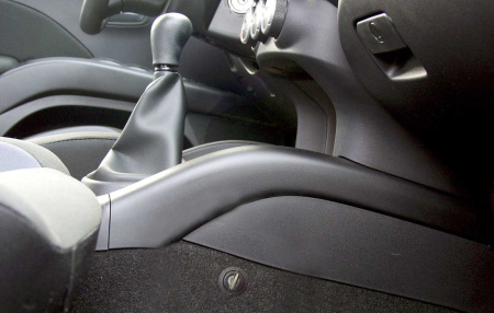 Гарант Консул 28006.R - MITSUBISHI OUTLANDER XL 2010 - 2012